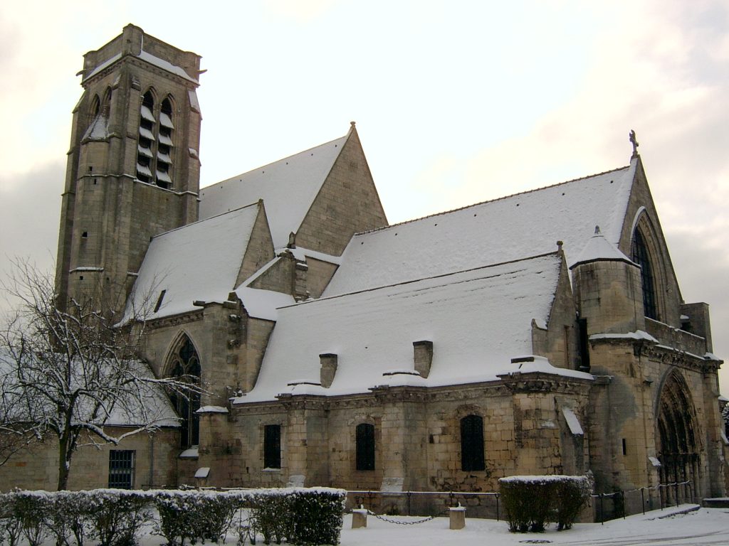 27 – Montataire – Eglise côté nord