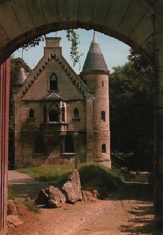 32- Le petit chateau (khardys)