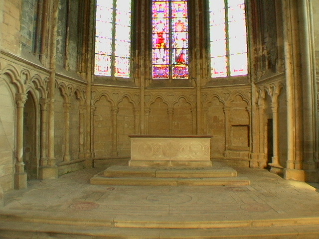 33 – Montataire – Interieur Eglise – Choeur