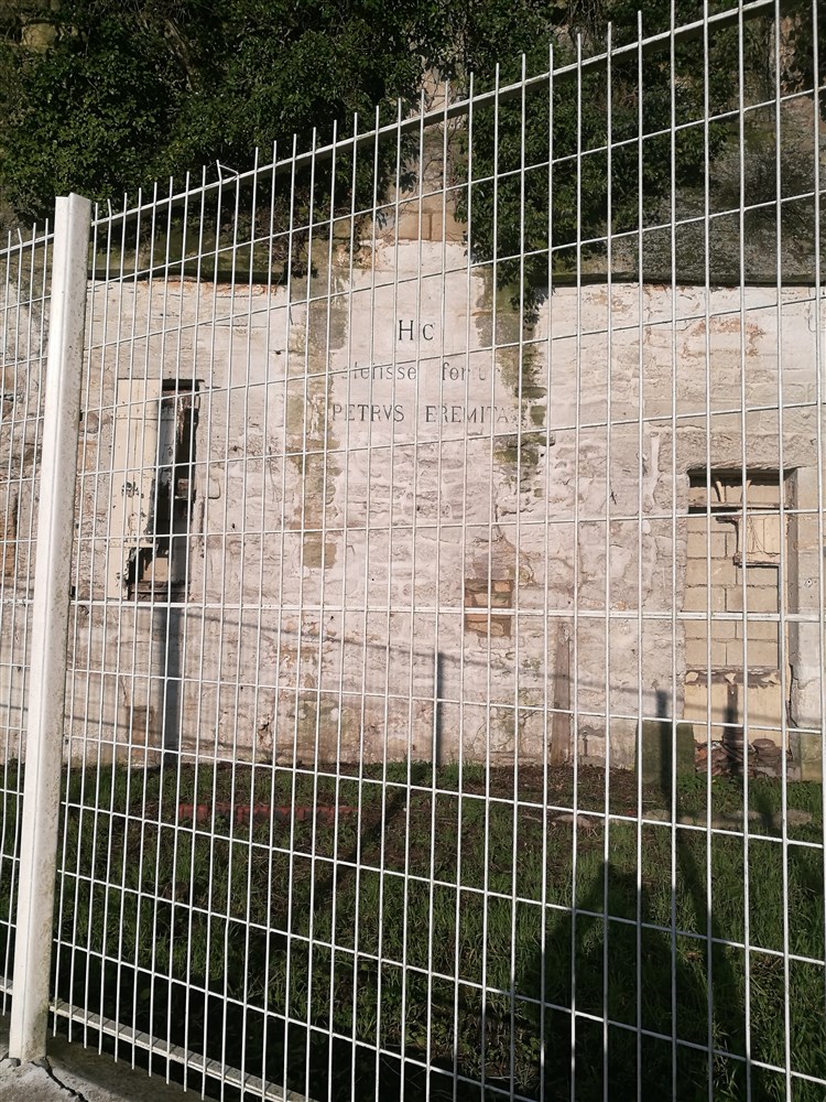 34 – Montataire – la grotte de Pierre l’Ermite actuellement