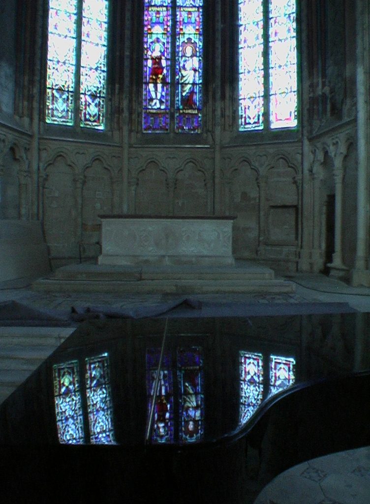 35 – Montataire – Interieur Eglise – Choeur