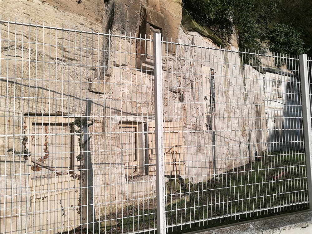35 – Montataire – la grotte de Pierre l’Ermite actuellement