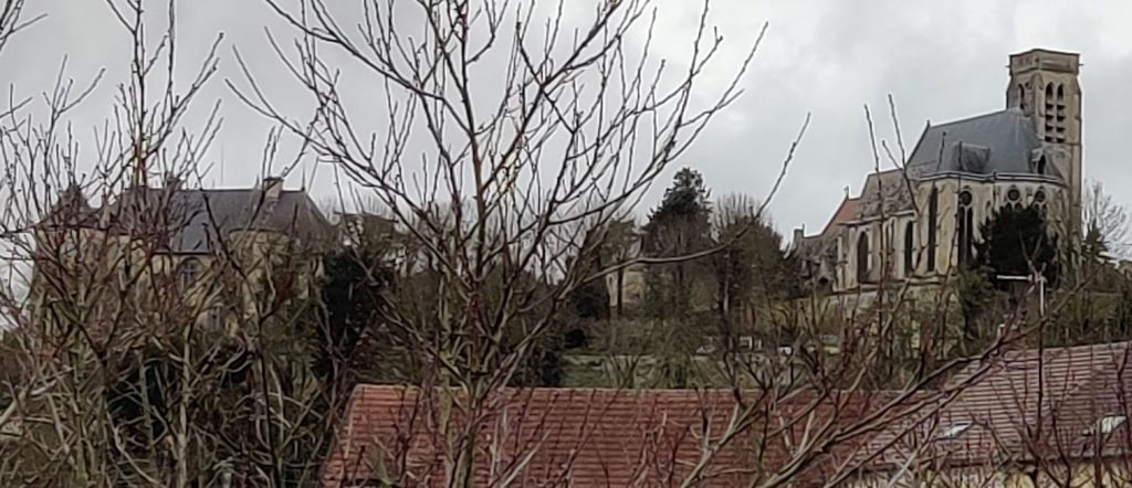 42 – Montataire Le Chateau et l’eglise