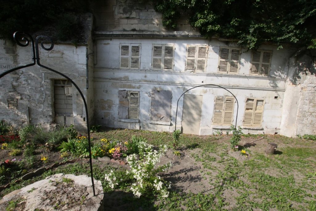 49 – La grotte de L’hermite d’hier et d’aujourdhui