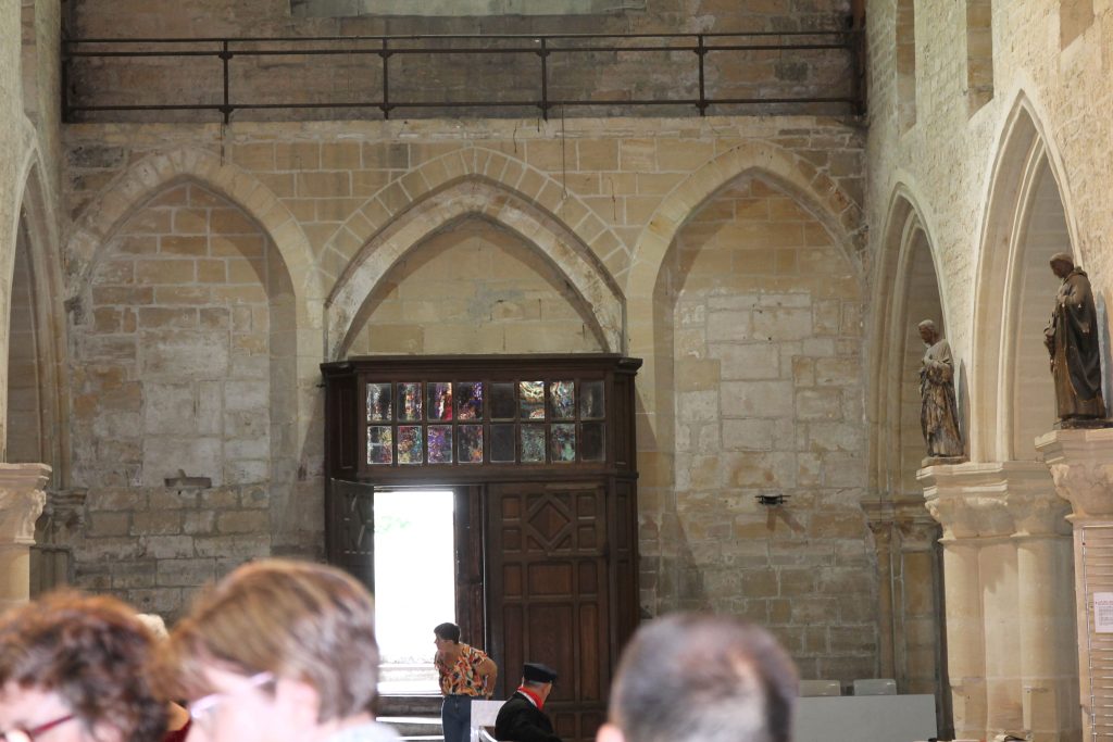 71 – Montataire – Interieur Eglise la Nef