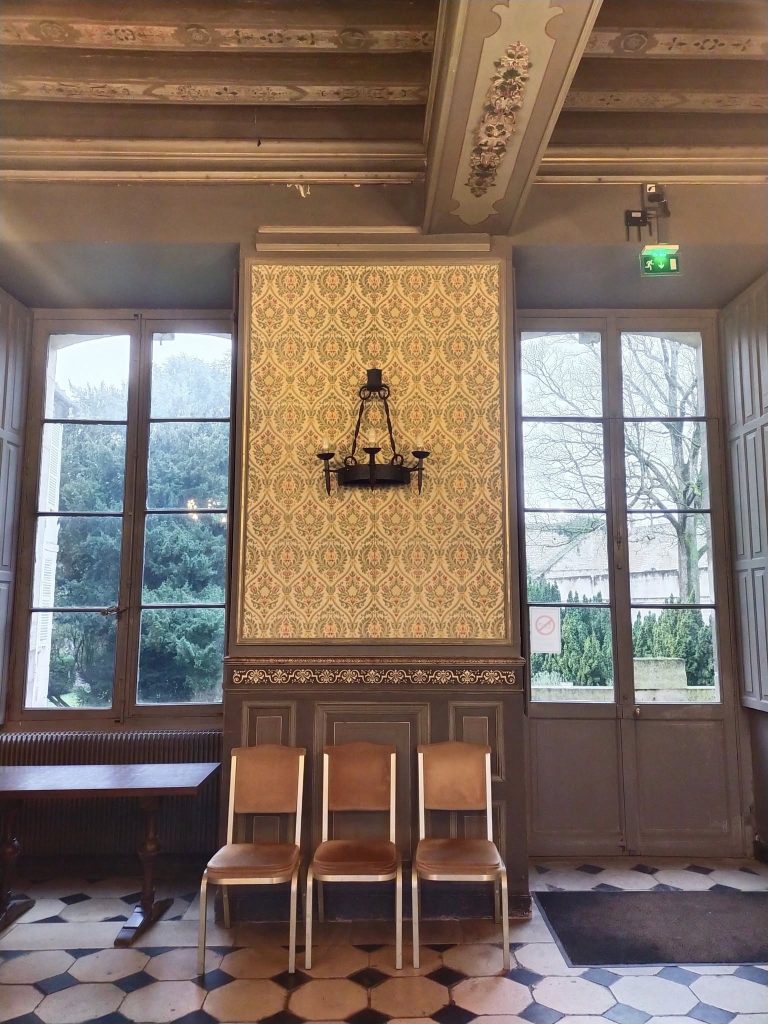 91a – Montataire – Chateau – Interieur – Salle de reception