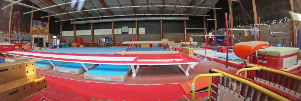 Blanc gymnase bouchoux C7D_0795