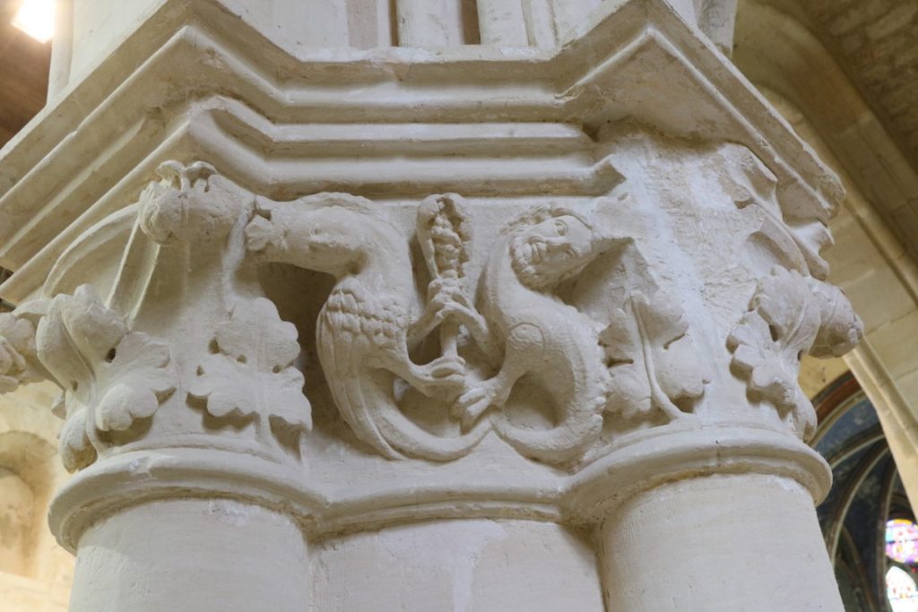 EGLISE INTERIEUR SCULPTURE C7D_0762