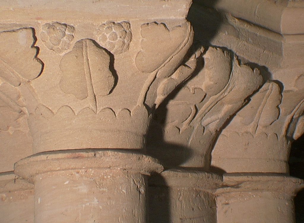 EGLISE INTERIEUR SCULPTURE IMGA0207