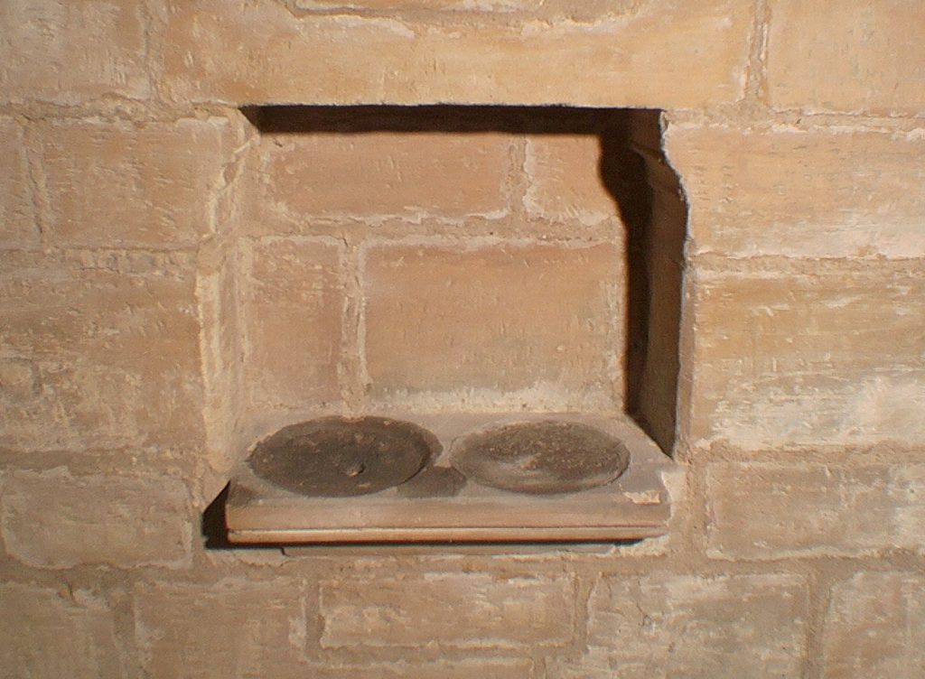 EGLISE INTERIEUR SCULPTURE IMGA0219