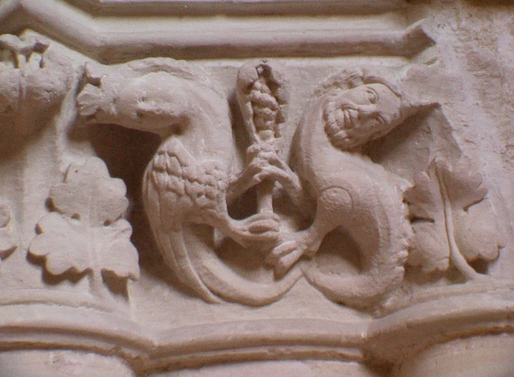 EGLISE INTERIEUR SCULPTURE IMGA0271