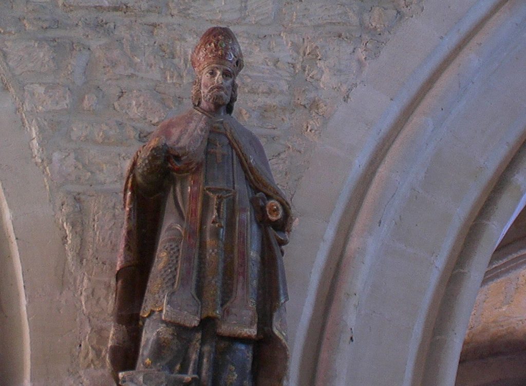 EGLISE INTERIEUR SCULPTURE IMGA0302