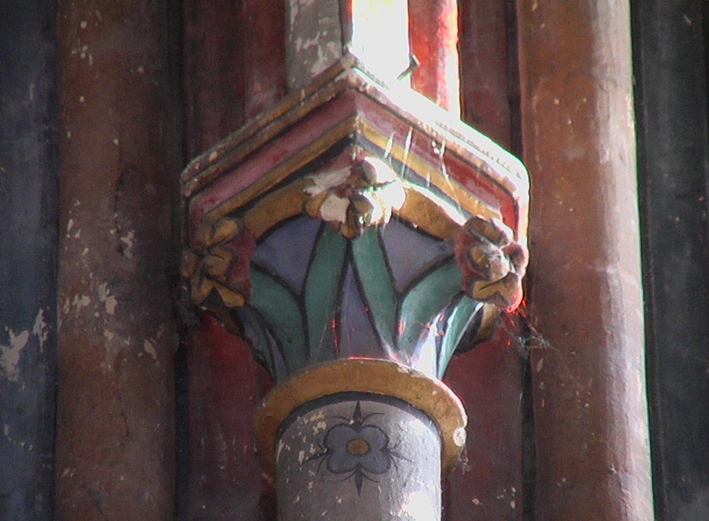 EGLISE INTERIEUR SCULPTURE IMGA0314