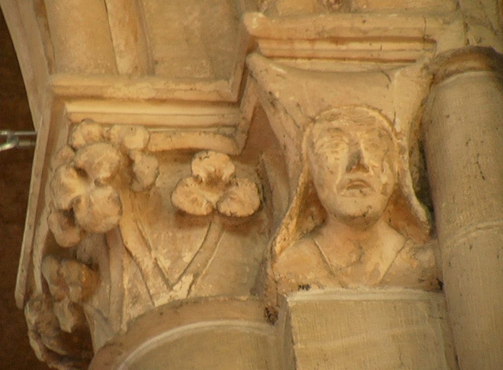 EGLISE INTERIEUR SCULPTURE IMGA0369