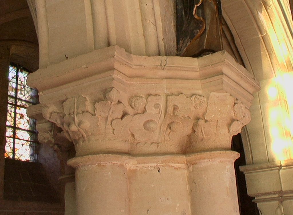 EGLISE INTERIEUR SCULPTURE IMGA0415