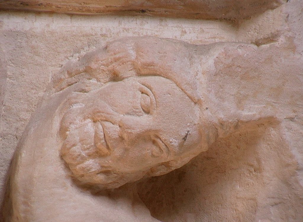 EGLISE INTERIEUR SCULPTURE IMGA0425