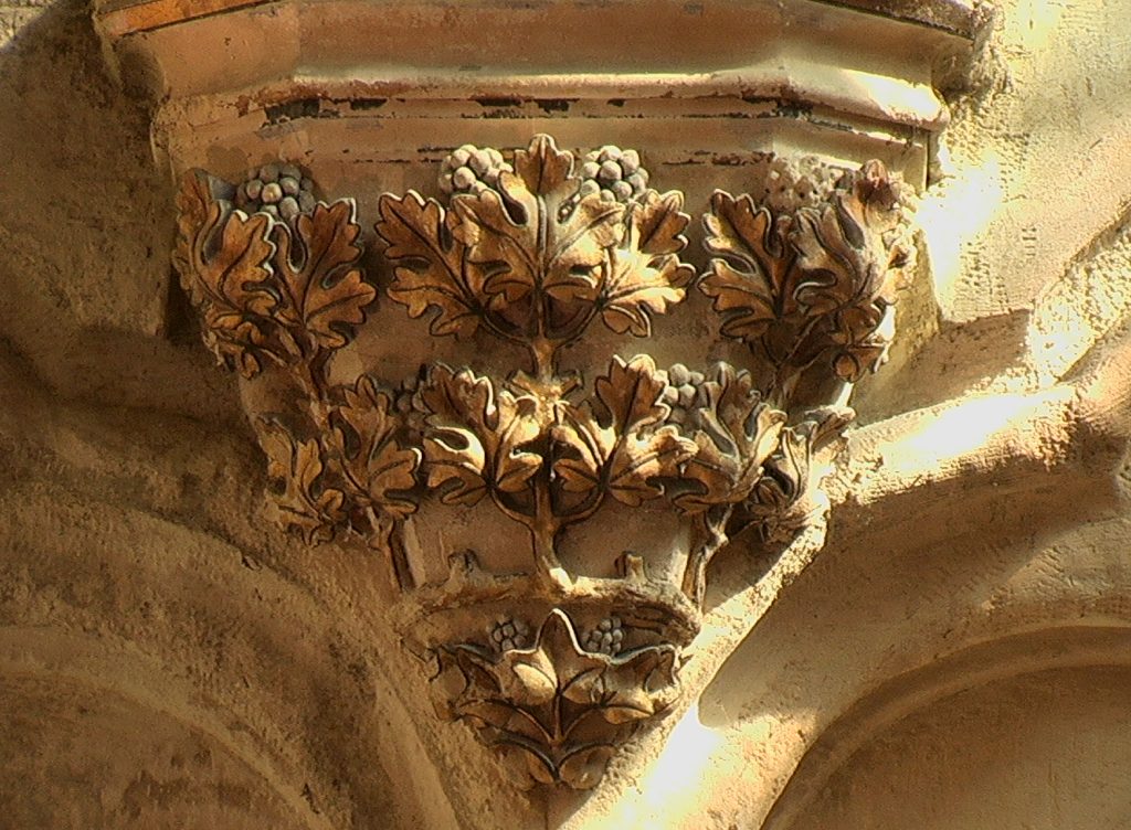 EGLISE INTERIEUR SCULPTURE IMGA0433