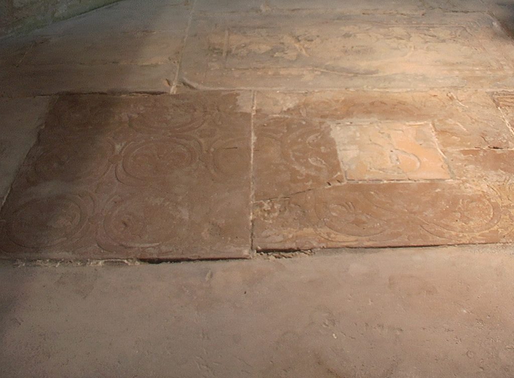 EGLISE INTERIEUR TAPIS IMGA0370
