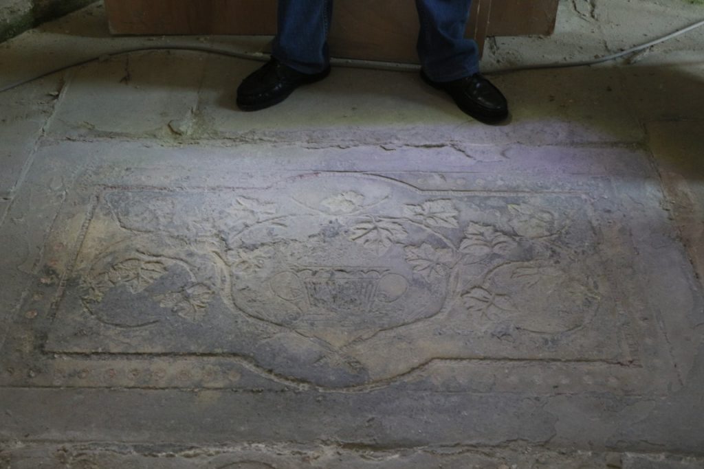 EGLISE INTERIEUR VIGNE C7D_1702
