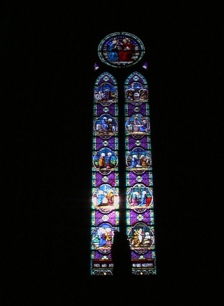 EGLISE INTERIEUR Vitraux IMGA0285