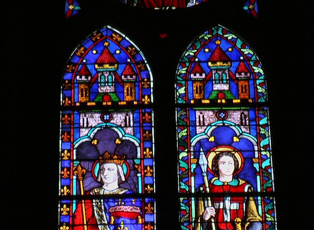 EGLISE INTERIEUR Vitraux IMGA0286