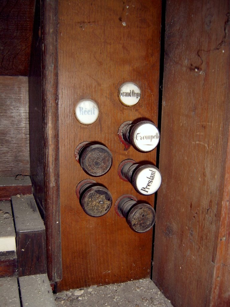 Eglise Orgue SV400959