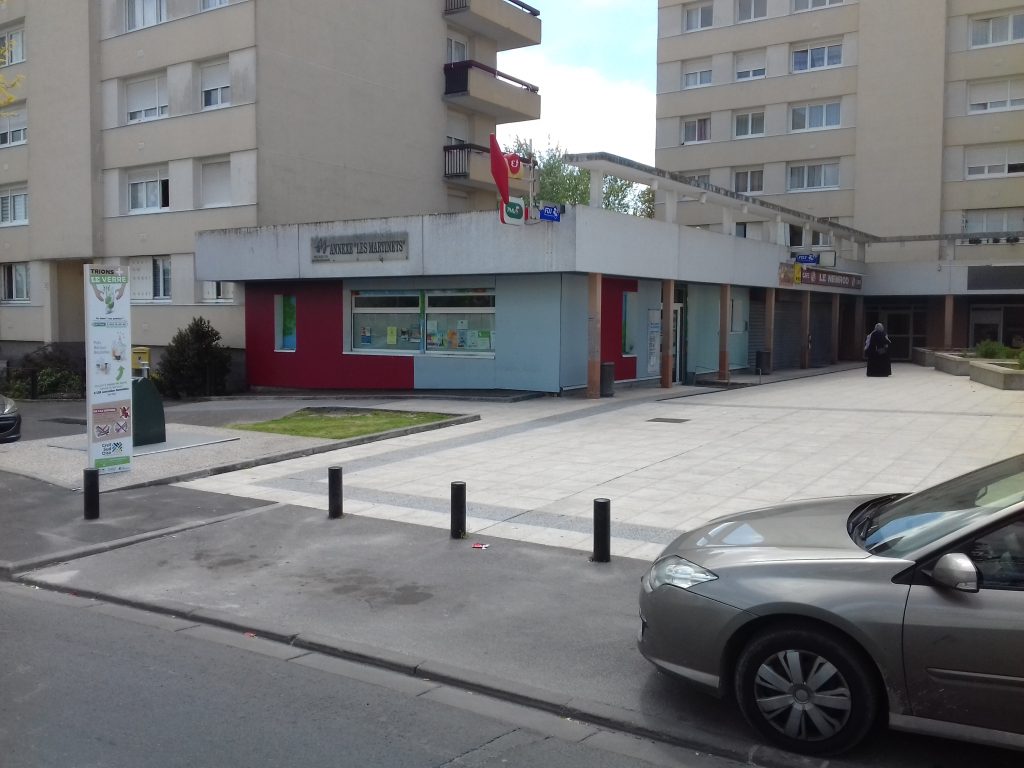 FRANCE MAIRIE ANNEXE Martinets 20190516_145602