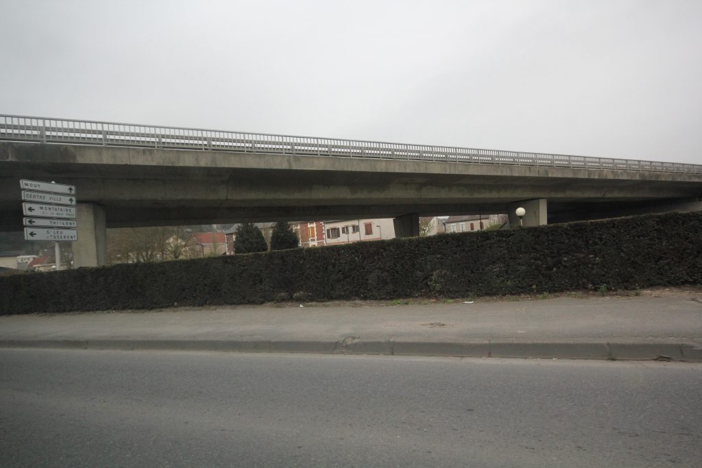 LIBERATION PONT RD200 IMG_1012