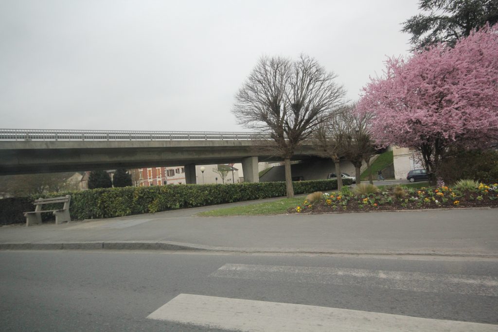 LIBERATION PONT RD200 IMG_1013