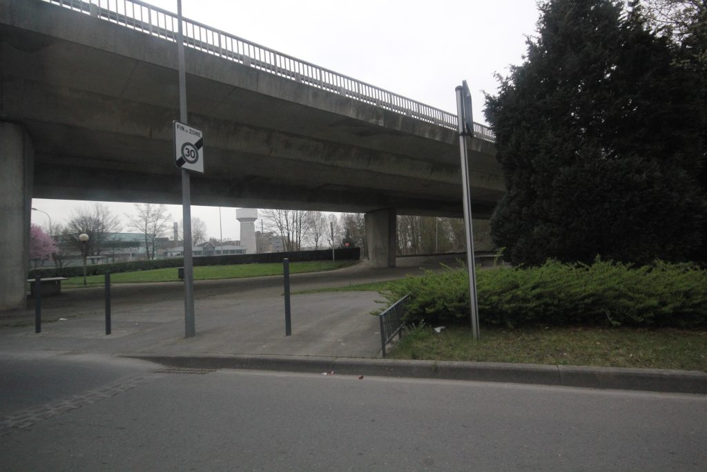 LIBERATION PONT RD200 IMG_1021