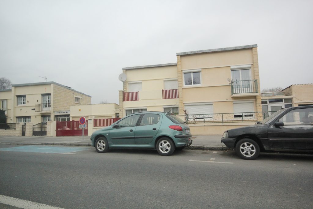 Moquet (Cote Impairs) IMG_0934