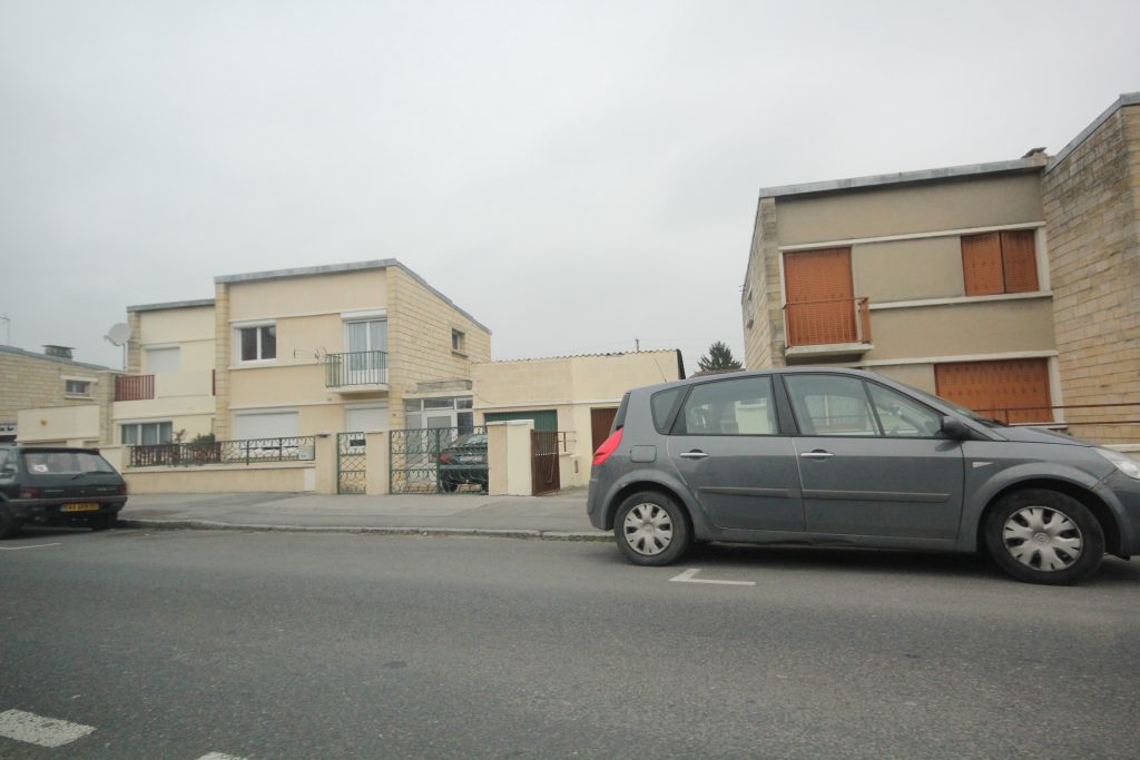 Moquet (Cote Impairs) IMG_0935