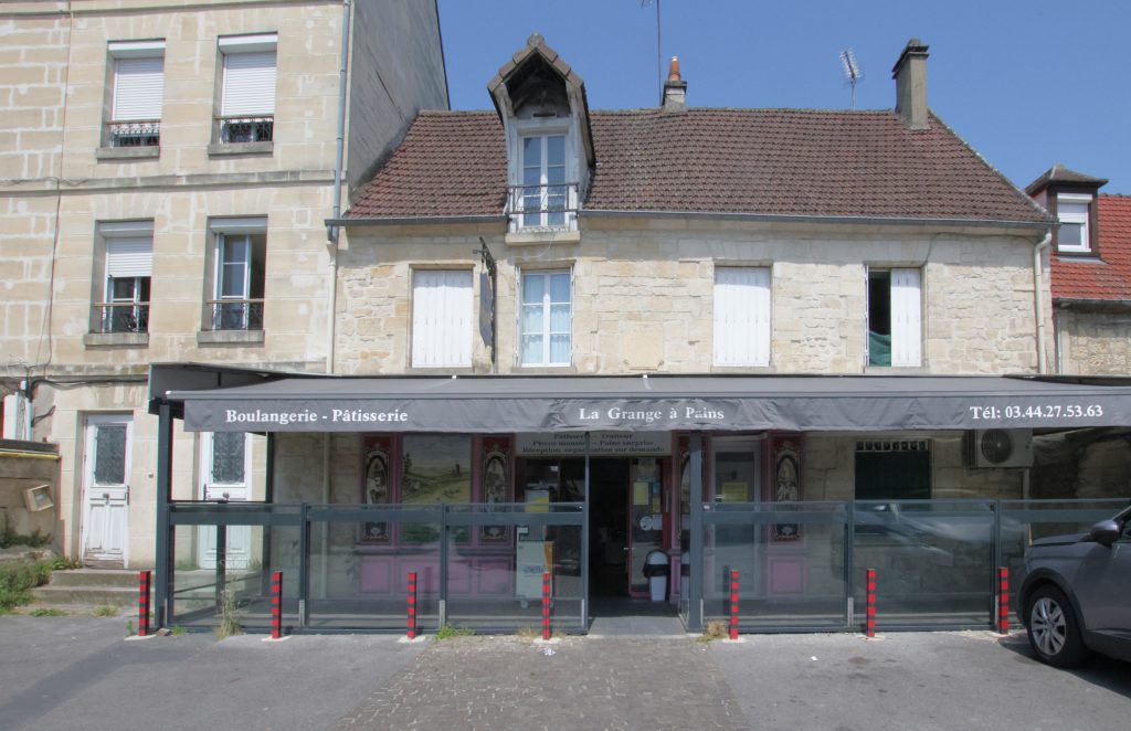 11 Rue de la République -I- La grange à pain