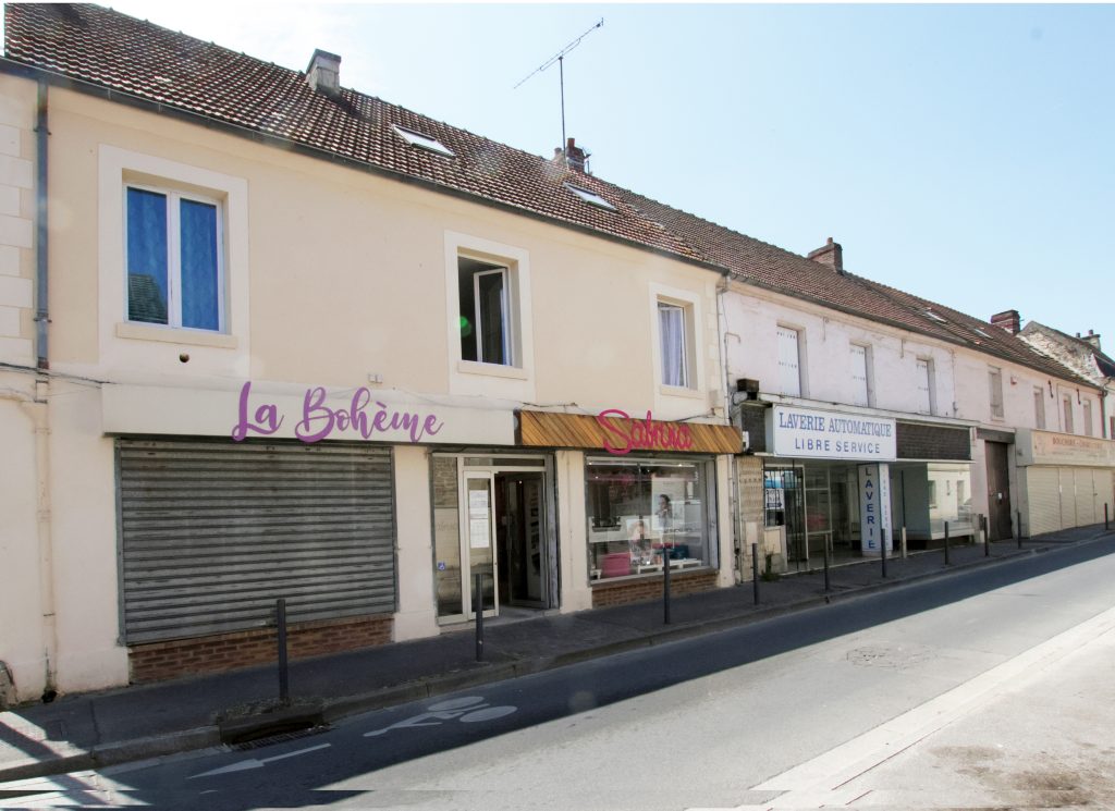 28 bis à 30 Rue de la République -A- La Bohème – Institut de beaute Sabrina – Laverie automatique