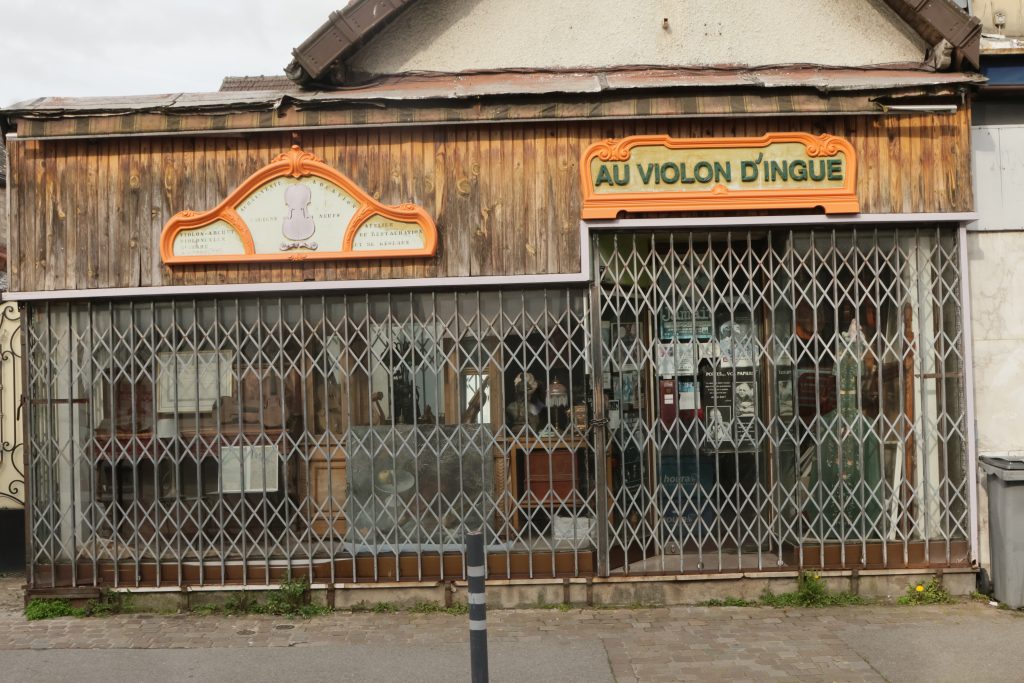 47 Rue de la République -D- 2024 – Au violon d&rsquo;ingue