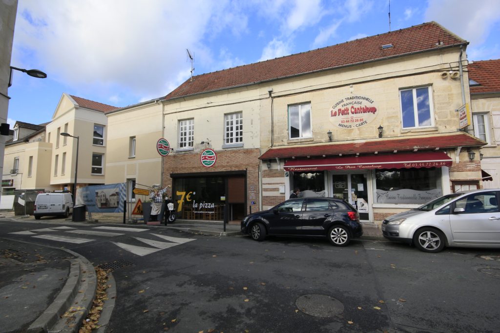 57 bis-59 Rue de la République -B- 2014 – Pizzeria di Napoli