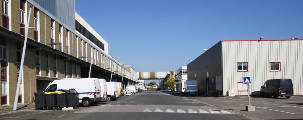 BLANC Marches-Oise Grande rue C7D_7007