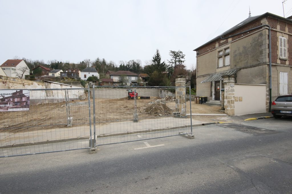 ECOLES (RUE DES ) C7D_0824_1