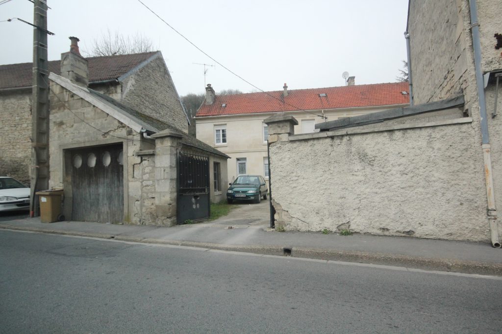 GOURNAY (Rue) IMG_0685