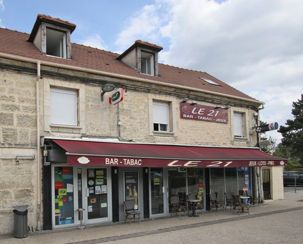 LENINE CAFE 21 C7D_8899