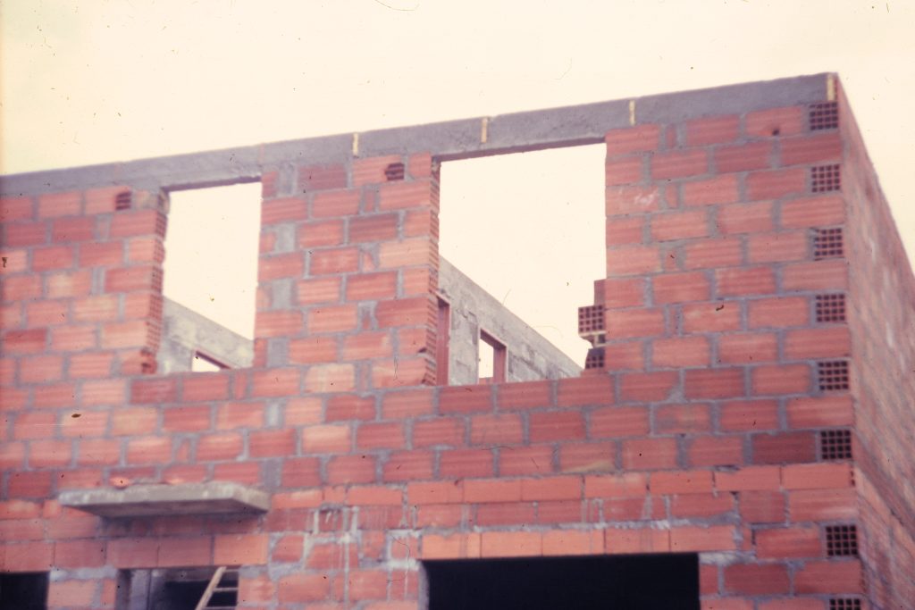 Page 52-04 MAISON 1971-02-15