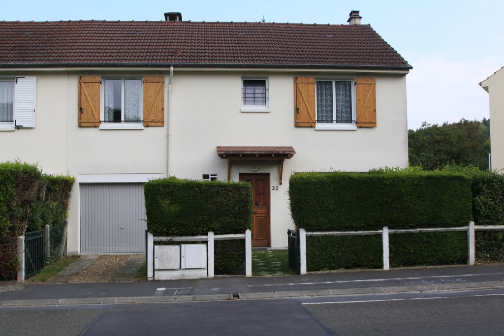 Page 52-05_MAISON IMG_0862